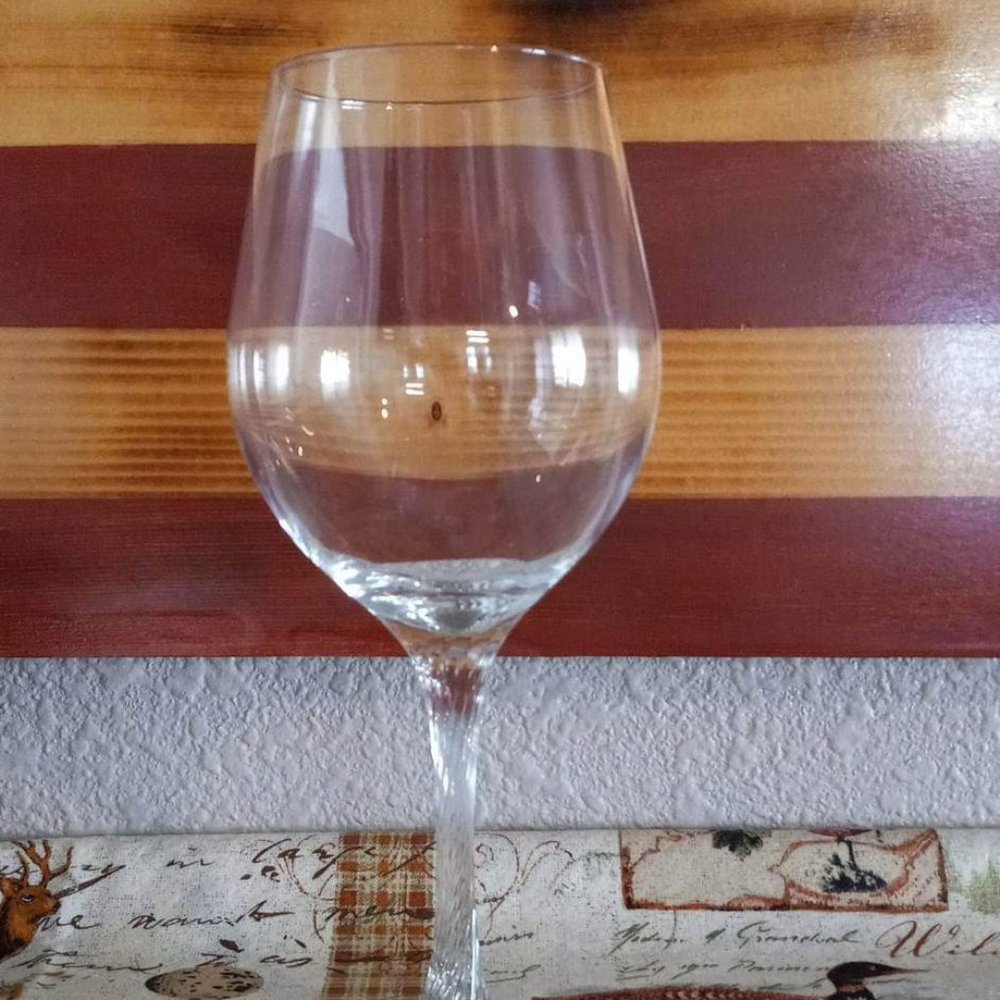 Wine glass set